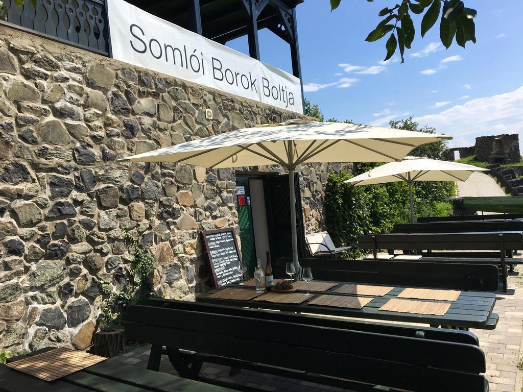 Somlo Wineshop Guesthouse Somlovasarhely Esterno foto